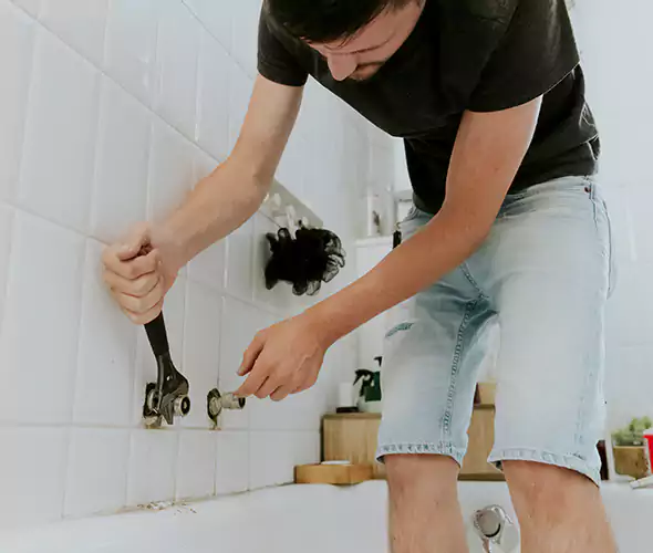 Affordable Bathtub Faucet Replacement in Cambridge: Choose Experienced Local Technicians