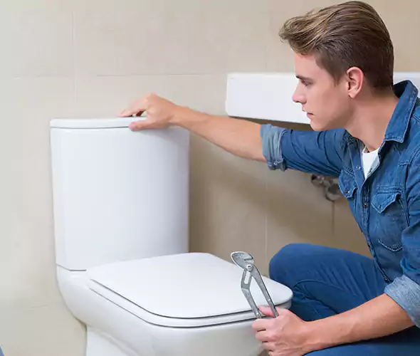 Expert Plumber for Toilet Replacement in Cambridge, MA: Schedule Affordable Toilet Replacement Services with Us